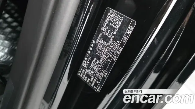 Hyundai Staria 2024 — Photo 19/35