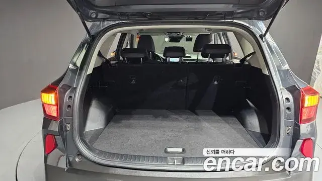 Kia Seltos 2021 — ფოტო 12/33