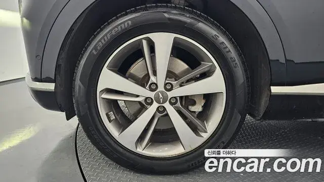 Genesis GV80 2020 — ფოტო 32/41