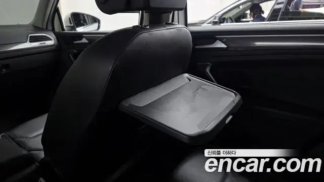 Volkswagen Tiguan 2020 — ფოტო 20/20