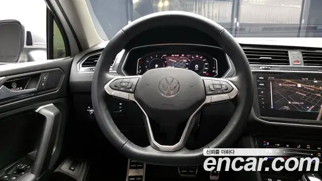 Volkswagen Tiguan Allspace 2024 — Фото 13/20