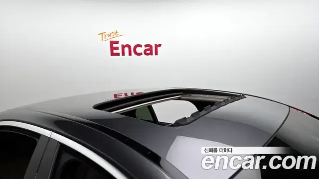 Mercedes-Benz E-Class 2018 — ფოტო 26/30