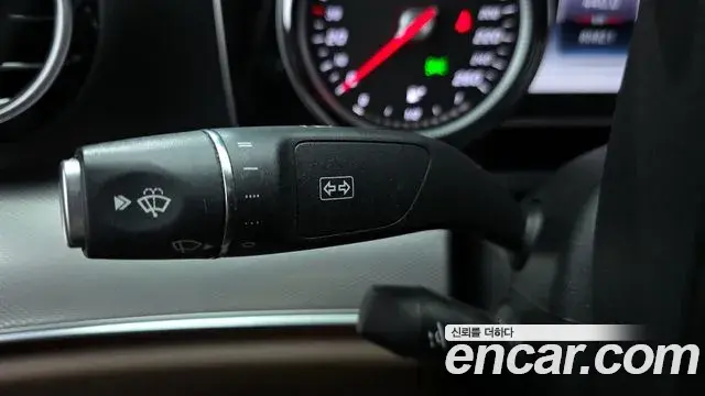 Mercedes-Benz E-Class 2018 — ფოტო 2/30