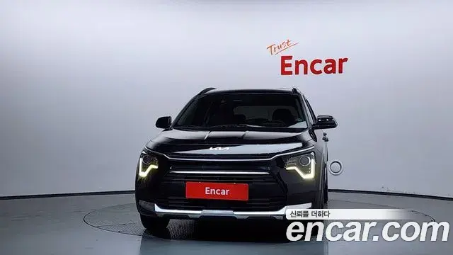 Kia Niro 2022 — Photo 3/33
