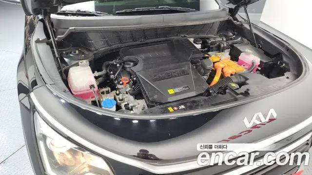 Kia Niro 2022 — Photo 5/33