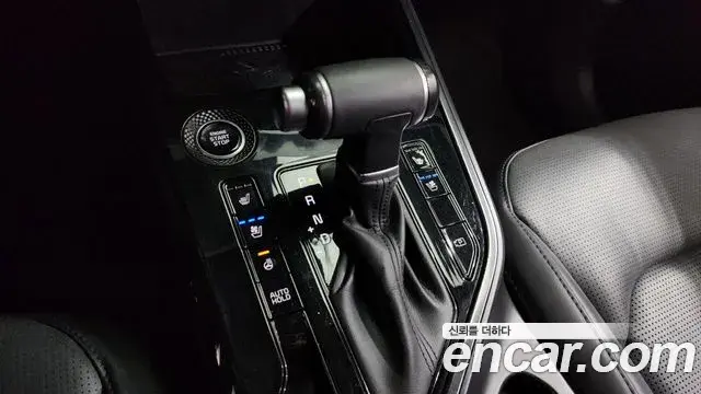 Kia Niro 2022 — Photo 25/33