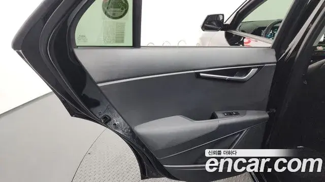 Kia Niro 2022 — Photo 2/33