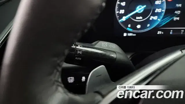 Kia Niro 2022 — Photo 26/33