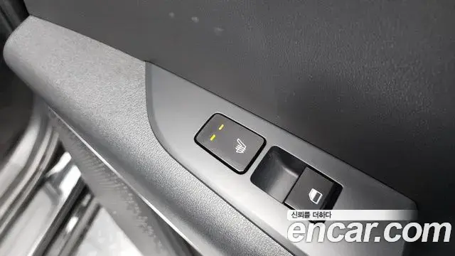 Kia Niro 2022 — Photo 32/33