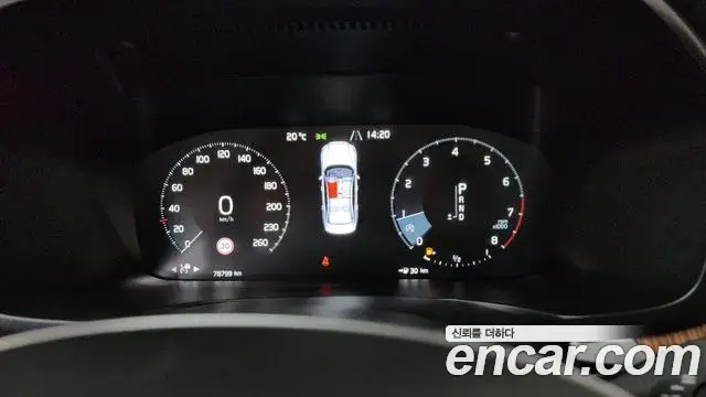 Volvo S60 2020 — ფოტო 19/36