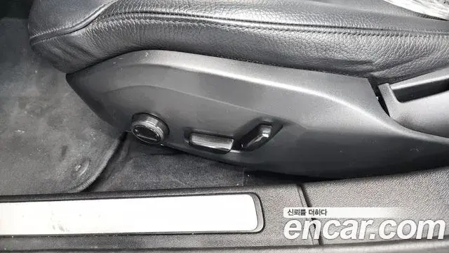 Volvo S60 2020 — ფოტო 25/36