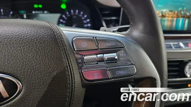 Kia The K9 2018 — ფოტო 13/20