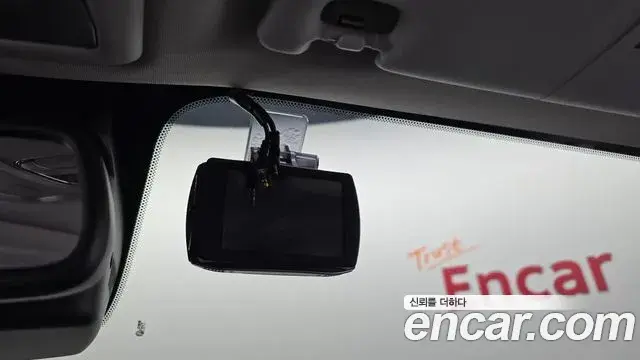 Jeep Renegade 2019 — ფოტო 15/35