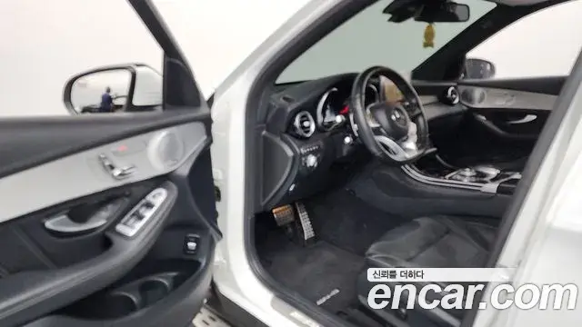 Mercedes-Benz GLC-Class 2019 — ფოტო 4/20