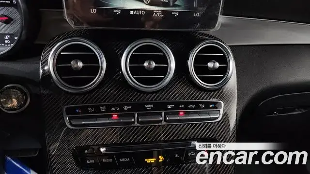Mercedes-Benz GLC-Class 2019 — ფოტო 7/20