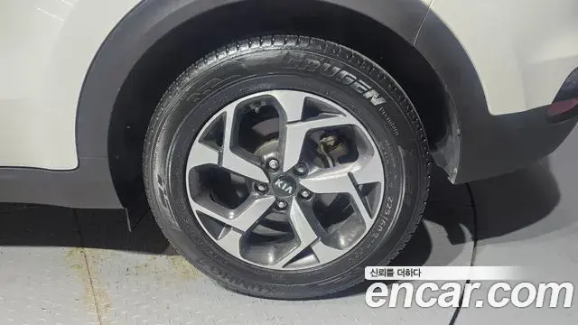 Kia Sportage The Bold 2019 — Şəkil 31/32