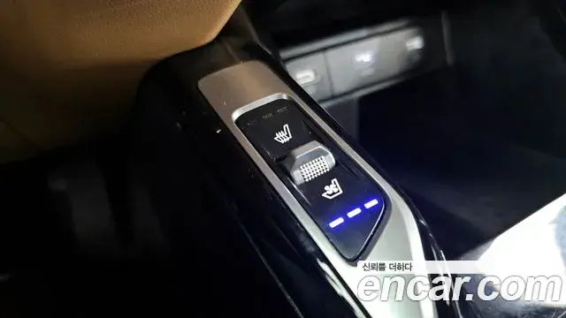 Kia Sorento 2020 — Фото 18/20