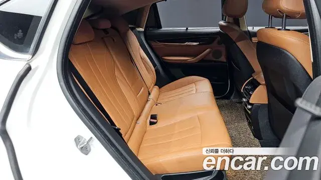BMW X6 2018 — Şəkil 3/34