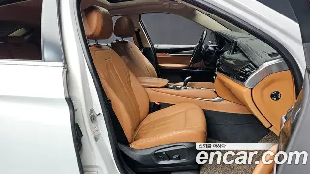 BMW X6 2018 — Şəkil 10/34