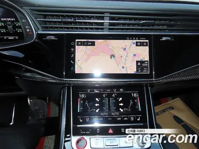 Audi SQ8 2020 — ფოტო 16/20