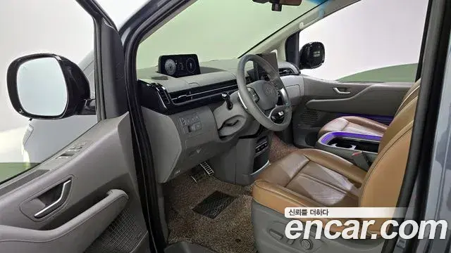 Hyundai Staria 2022 — Şəkil 2/20
