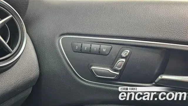 Mercedes-Benz GLA-Class 2018 — Photo 3/31