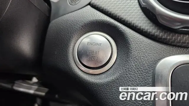 Mercedes-Benz GLA-Class 2018 — Photo 31/31