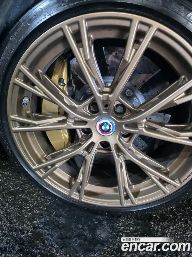 BMW M4 2020 — Photo 4/9