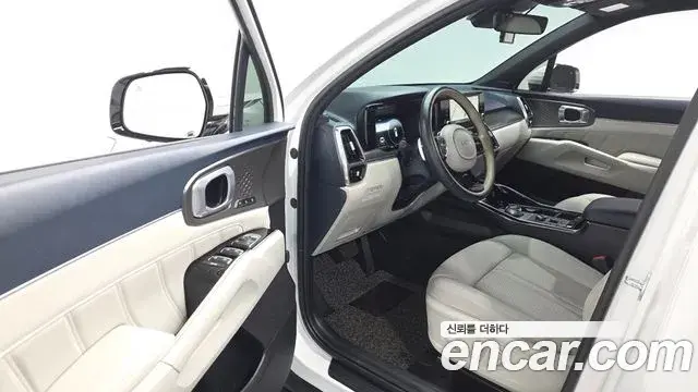 Kia Sorento 2022 — Şəkil 16/20