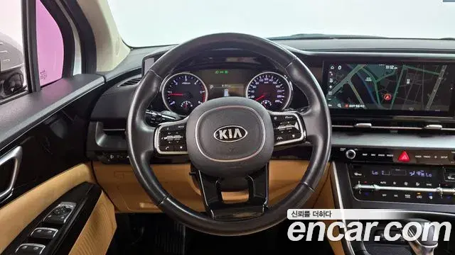 Kia Carnival 2020 — Photo 7/31