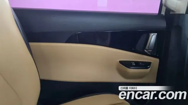 Kia Carnival 2020 — Photo 1/31