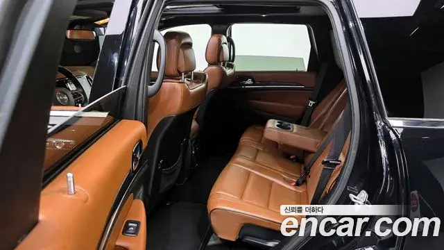 Jeep Grand Cherokee 2020 — Photo 20/20