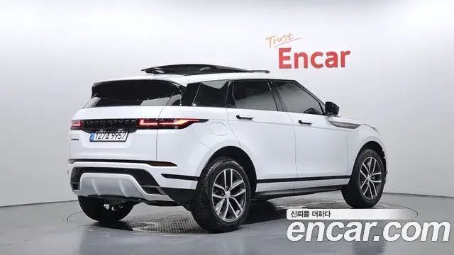 Land Rover Range Rover Evoque 2025 — Фото 2/20
