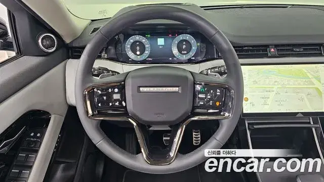 Land Rover Range Rover Evoque 2025 — Фото 13/20