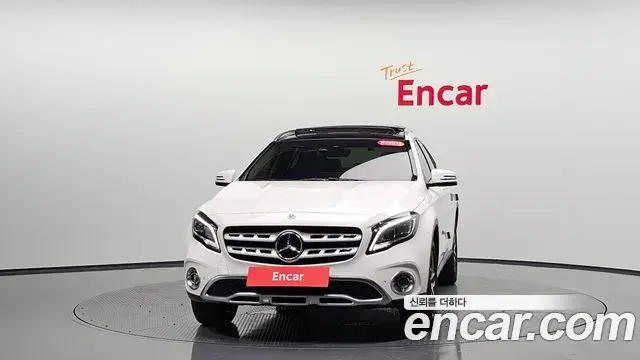 Mercedes-Benz GLA-Class 2019 — ფოტო 31/31