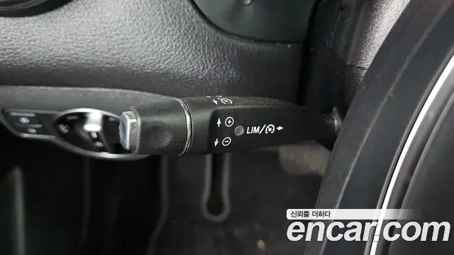 Mercedes-Benz GLA-Class 2019 — ფოტო 25/31