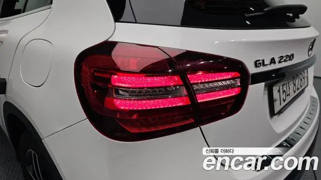 Mercedes-Benz GLA-Class 2019 — ფოტო 28/31