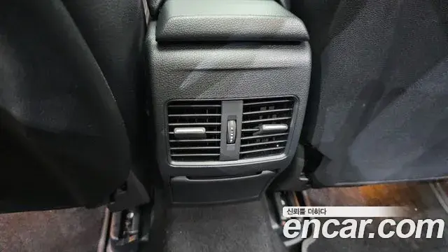 Mercedes-Benz GLA-Class 2019 — ფოტო 6/31