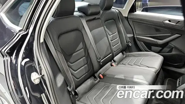 Volkswagen Jetta 2024 — ფოტო 28/32