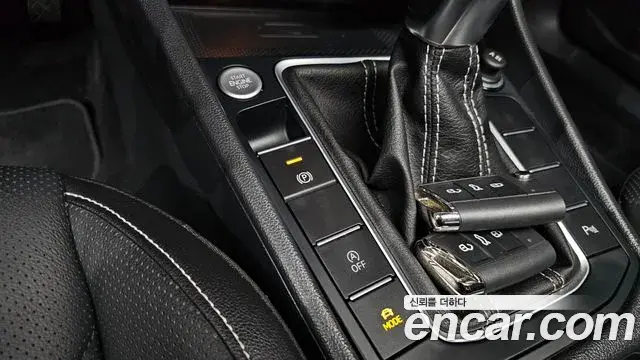 Volkswagen Jetta 2024 — ფოტო 31/32