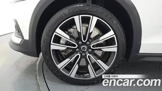 Volvo V60 Cross Country 2023 — Photo 16/20