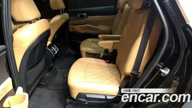 Kia Sorento 2020 — Фото 12/20