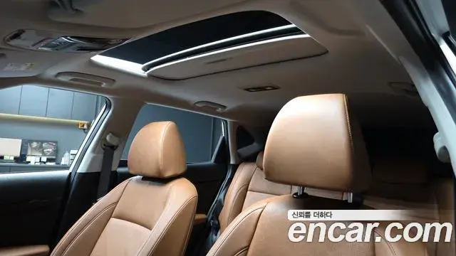 Kia Seltos 2024 — ფოტო 5/20