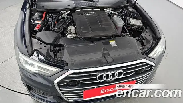 Audi A6 2022 — Şəkil 14/33