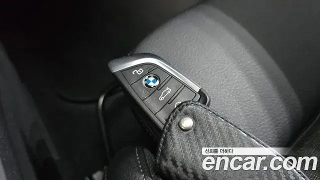 BMW 1 Series 2021 — ფოტო 6/32