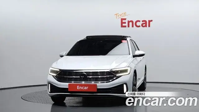 Volkswagen Jetta 2024 — Şəkil 14/31