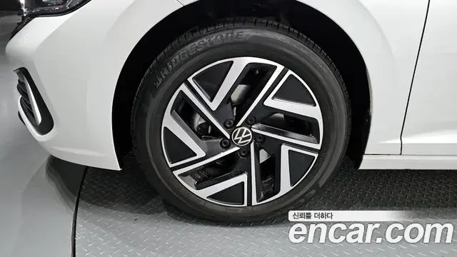 Volkswagen Jetta 2024 — Şəkil 15/31