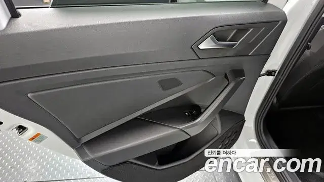Volkswagen Jetta 2024 — Şəkil 30/31