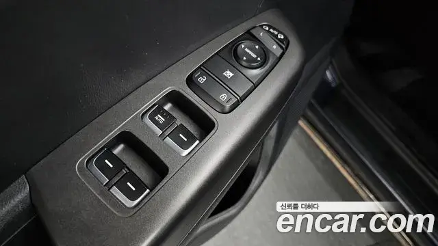 Kia Sportage The Bold 2018 — Photo 15/34