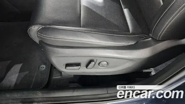 Kia Sportage The Bold 2018 — Photo 4/34